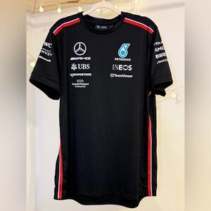 🌾 Mercedes AMG Petronas Black and Red Men's Jersey